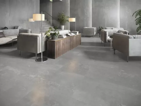 Czy czyszczenie płytek 120 x 60 cm jest trudne i zabiera dużo czasu?