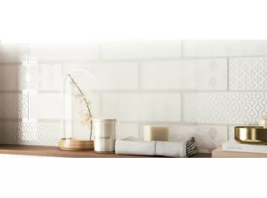 Fulham Snow Decor 15x40 - biała płytka ścienna cegiełka z wzorem geometrycznym
